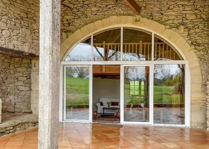 Semesterbostad Belle Maison Avec Piscine *